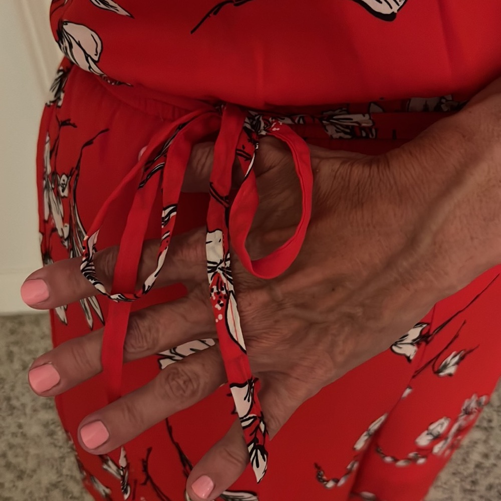 Red romper - Picture 3 of 4
